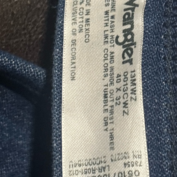 Wrangler Men's Jeans 3 pairs - Picture 12 of 12